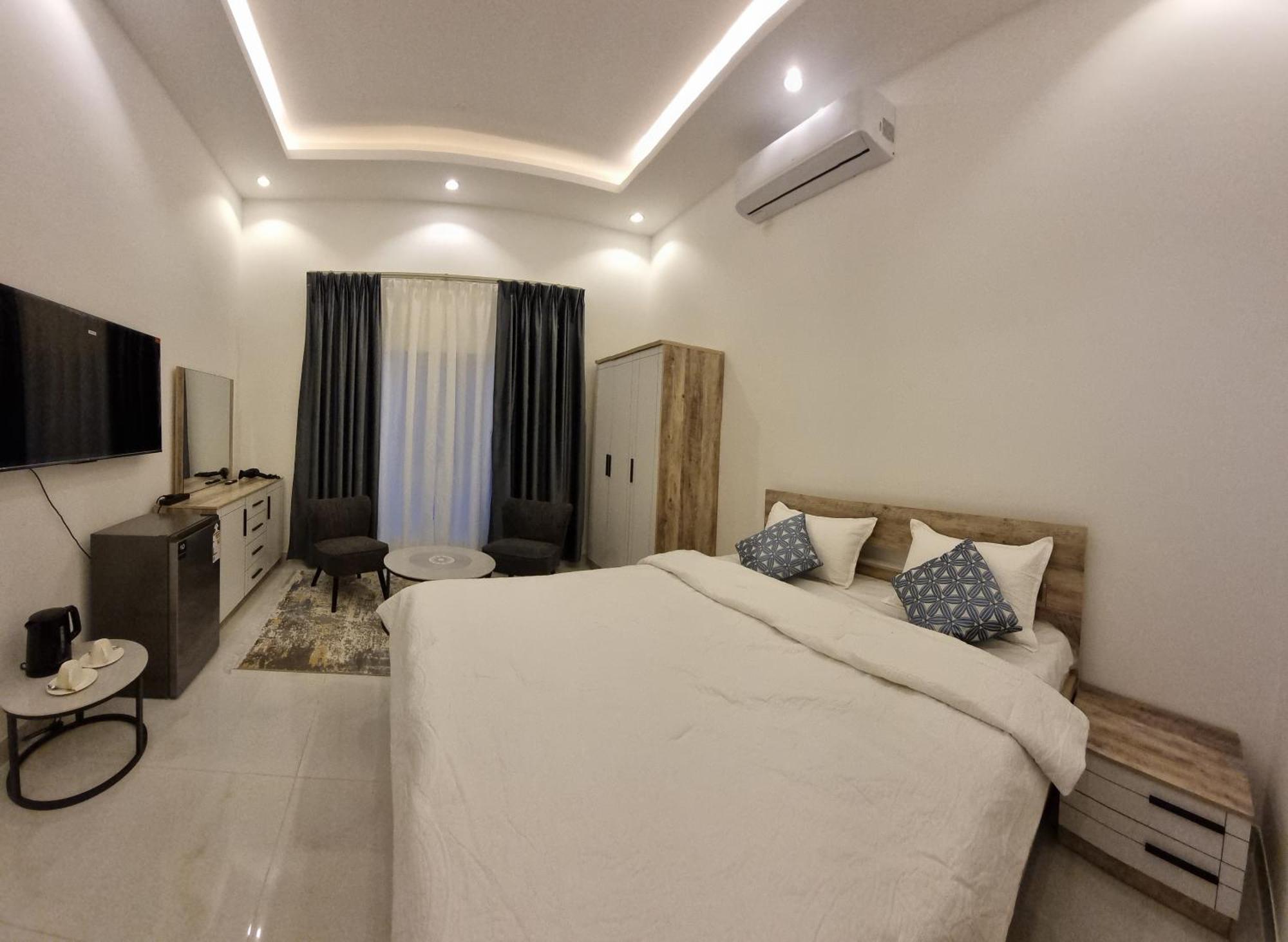 Elizabeth Hostel Muscat Exterior photo