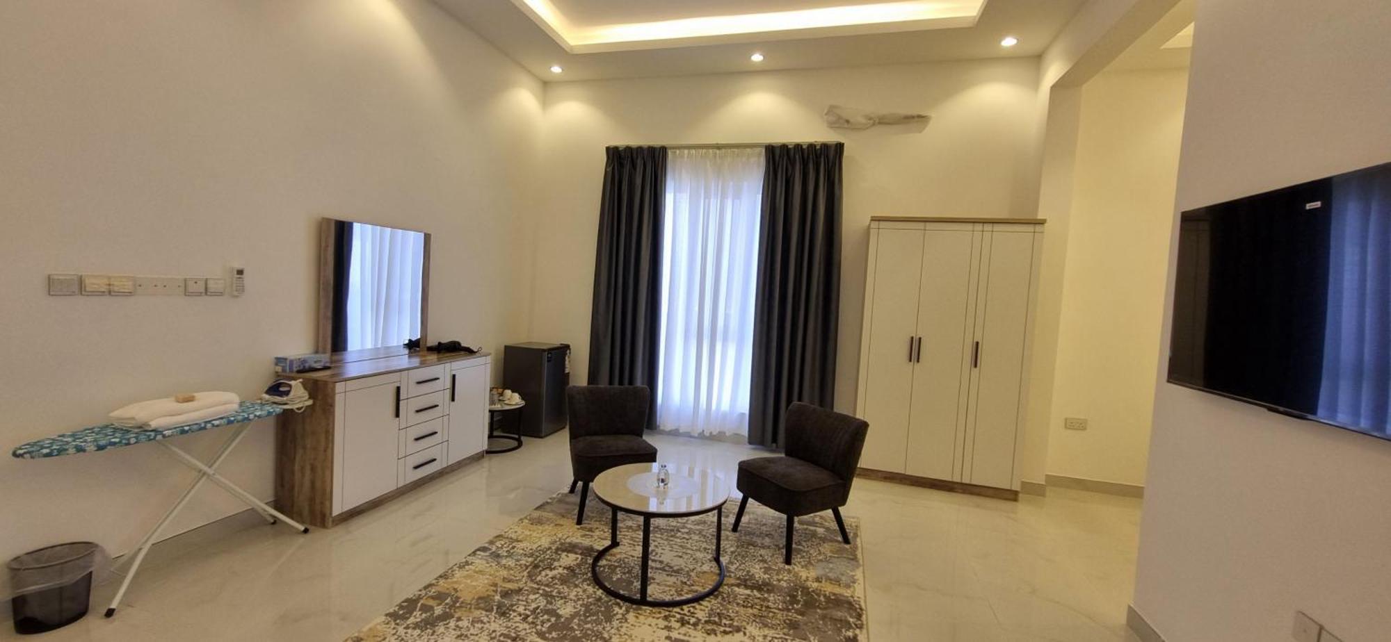 Elizabeth Hostel Muscat Exterior photo